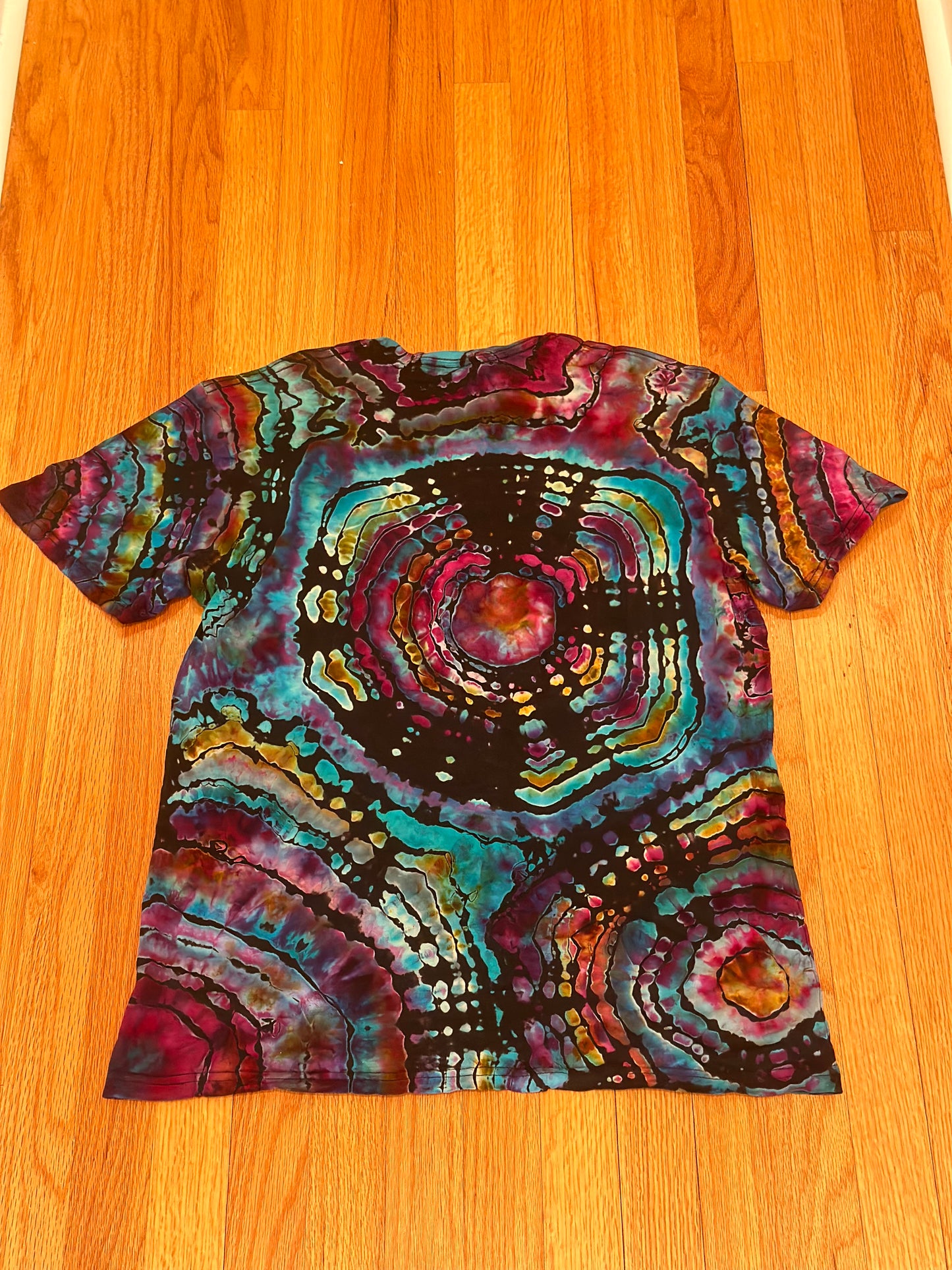 Geode Ice Tie Dye ::LARGE::